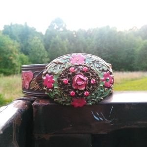 Flashy Flower Belt 🌺